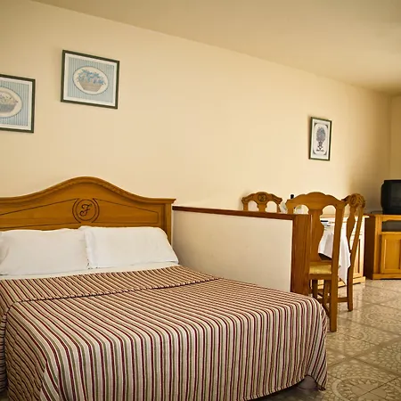 Hotel Fairways Club 3*