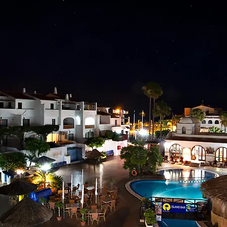 Hotel Fairways Club